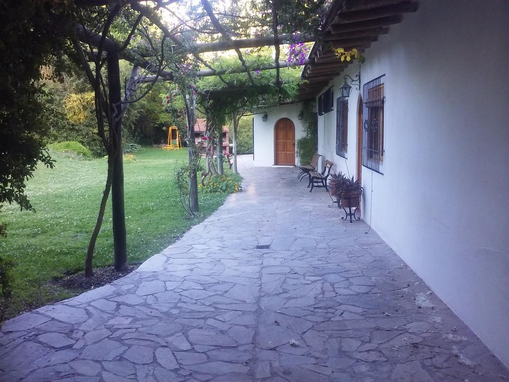 Posada Posta Benegas Godoy Cruz Extérieur photo