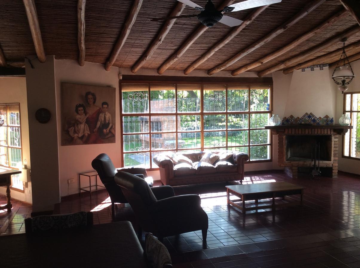 Posada Posta Benegas Godoy Cruz Extérieur photo